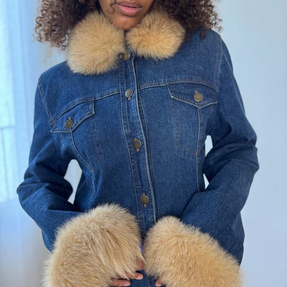 Vintage Italian Denim Jacket with Faux-Fur Collar & Cuffs (S) - Picture 6 of 12